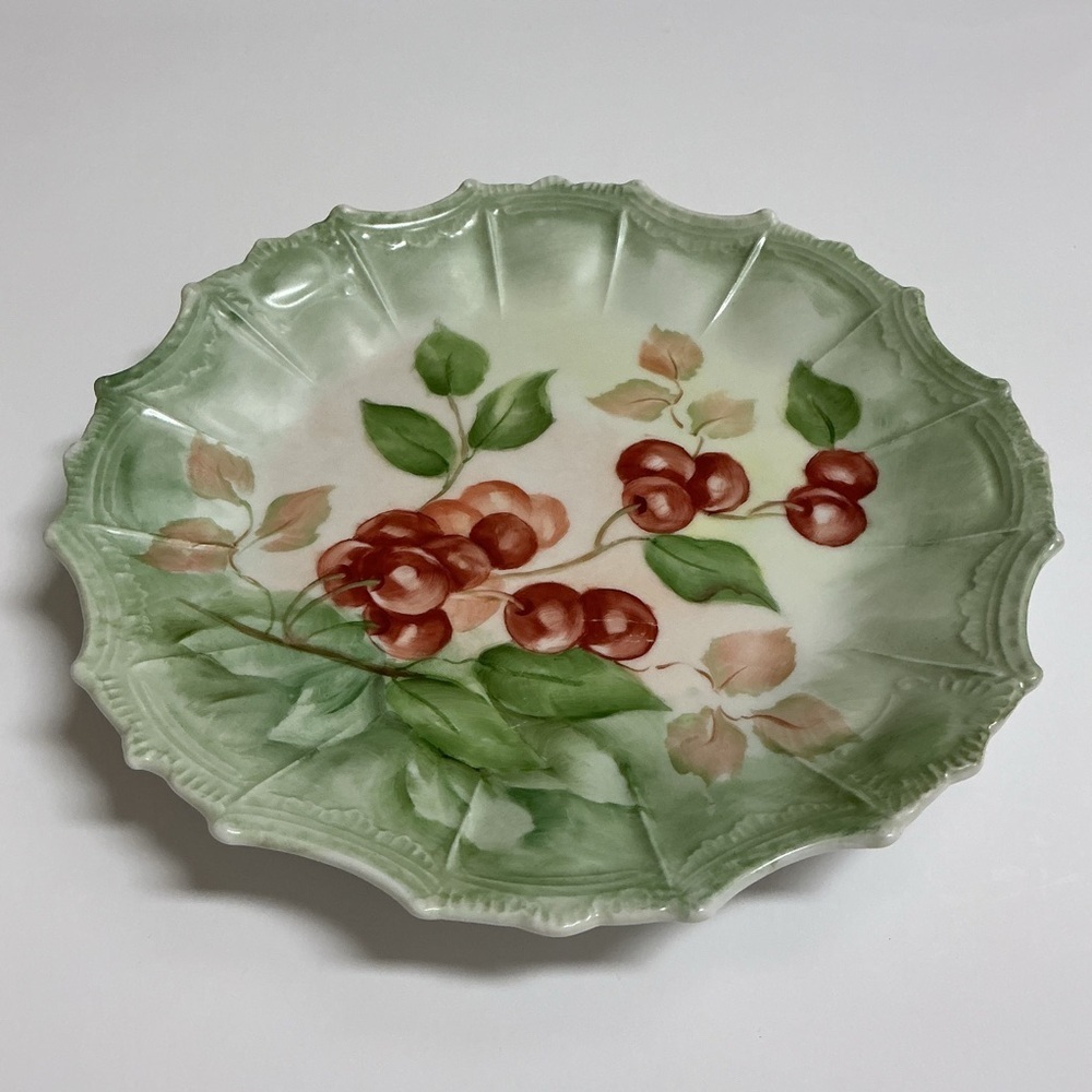 Antique Porcelain Cherries Plate Hand-Painted Green Scalloped Rim 8.5โ France - Picture 2 of 12